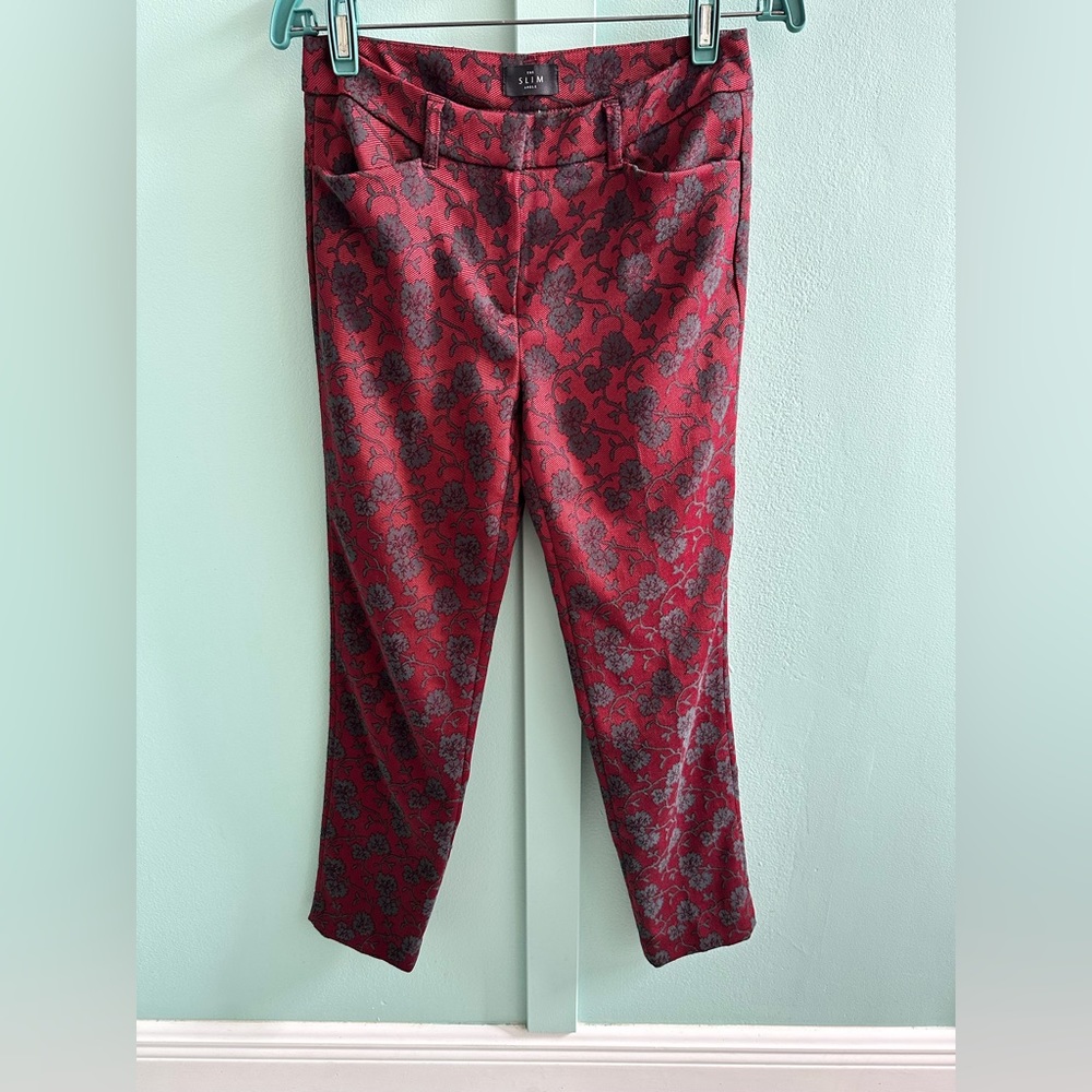 White House Black Market Slim pants size 0